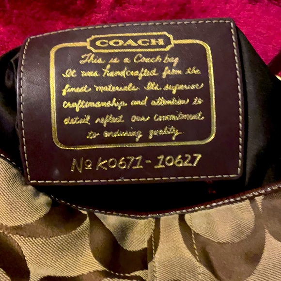 Coach hand bag, bucket purse - Picture 2 of 3